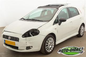 Coche accidentado Fiat Grande Punto 1.4 Airco Pano NeroBianco 2010/2
