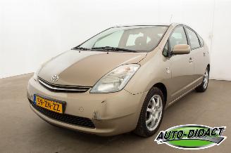 Damaged car Toyota Prius 1.5 VVT-i Comfort Automaat Airco 2008/4