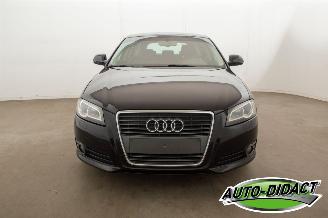 Audi A3 1.6 TDI Clima Navi Leder picture 33