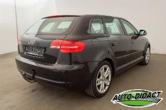 Audi A3 1.6 TDI Clima Navi Leder picture 4