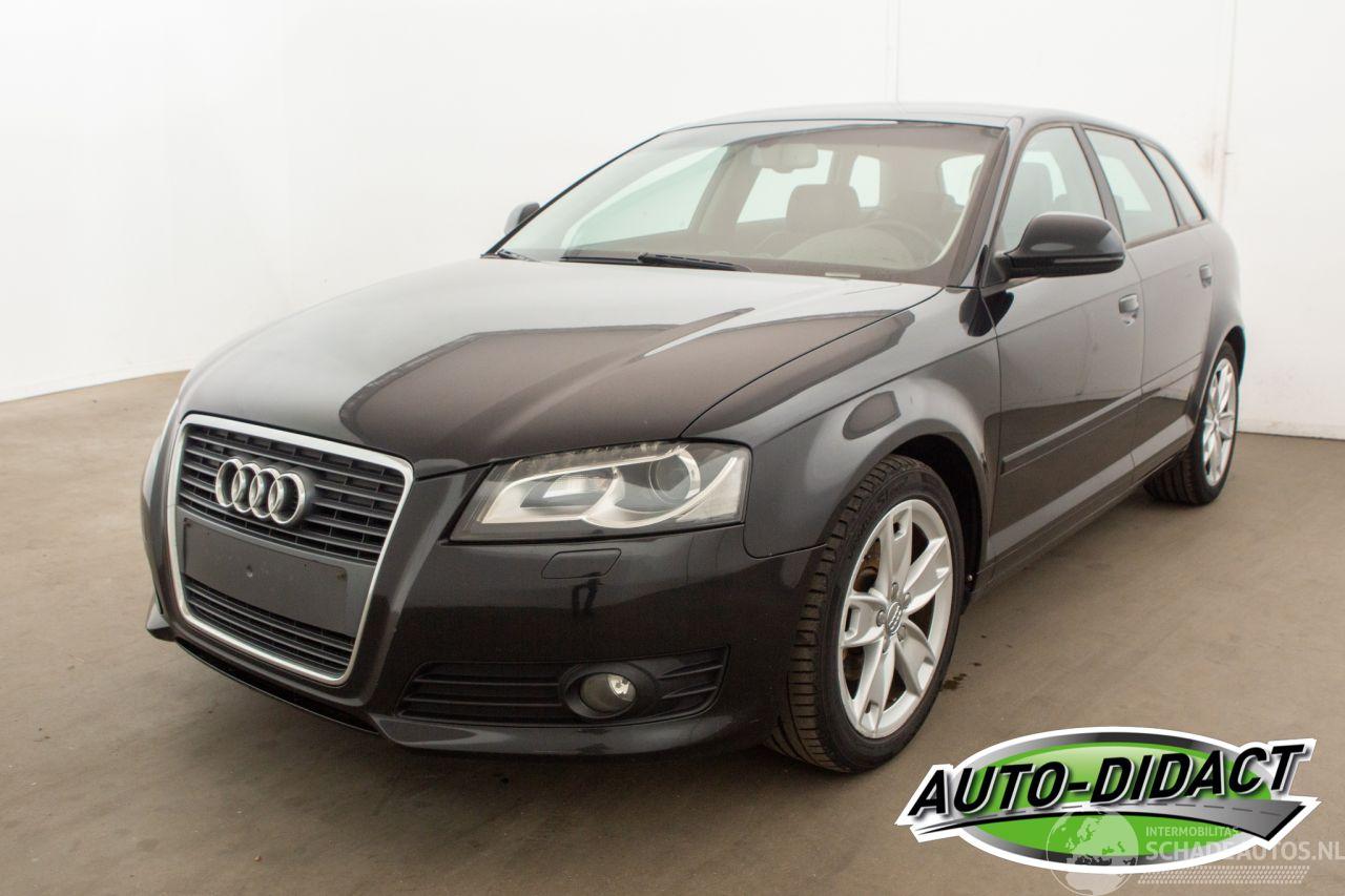 Audi A3 1.6 TDI Clima Navi Leder