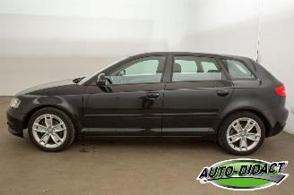Audi A3 1.6 TDI Clima Navi Leder picture 36