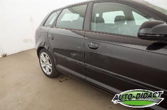 Audi A3 1.6 TDI Clima Navi Leder picture 26