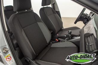 Volkswagen Polo 1.0 TSI Life 8226 km NAP Airco Navi picture 19