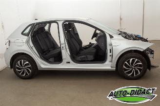 Volkswagen Polo 1.0 TSI Life 8226 km NAP Airco Navi picture 33