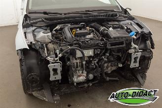 Volkswagen Polo 1.0 TSI Life 8226 km NAP Airco Navi picture 29