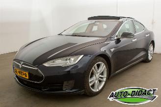 Avarii autoturisme Tesla Model S 85 Base Automaat Clima Navi Camera 2015/6