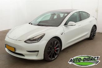 Auto incidentate Tesla Model 3 Performance AWD 75 kWh 2020/8