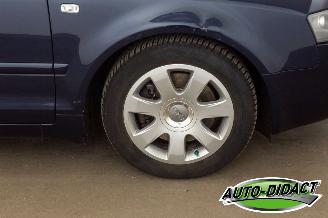 Audi A4 Cabriolet 2.4 V6 Automaat Clima picture 36