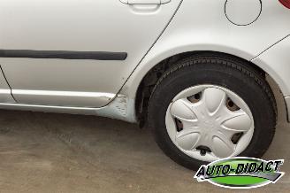 Toyota Yaris 1.3-16V Automaat VVT-i Sol picture 32