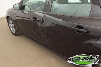 Ford Focus Wagon 1.0 Airco EcoBoost Edition picture 25