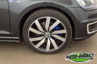 Volkswagen Golf 1.4 TSI GTE Automaat Clima Navi picture 30