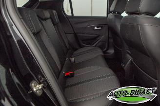 Peugeot 208 1.2 PureTech GT Digi Dash Clima Navi Camera picture 25