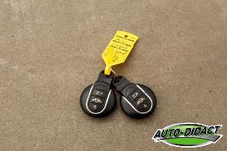 Mini Cooper 1.5 Airco Navi Business picture 26