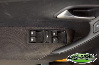 Volkswagen Polo 1.0 Automaat Clima Navi Bluemotion Edition picture 10