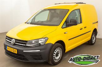 krockskadad bil bedrijf Volkswagen Caddy 1.6 TDI Automaat Airco L1H1 Trendline 2017/4