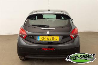 Peugeot 208 1.2 Automaat Airco Navi PureTech Active picture 30