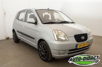 Kia Picanto 1.0 Light picture 2