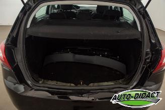 Peugeot 308 1.2 Clima Navi picture 42