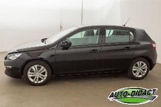 Peugeot 308 1.2 Clima Navi picture 43