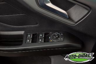 Ford Focus 1.0 EcoBoost Hybrid Clima Navi Connected picture 12