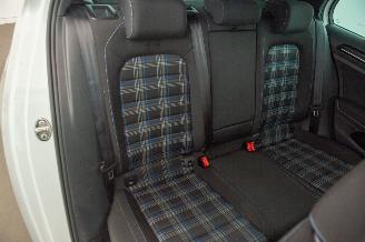 Volkswagen Golf 1.4 TSI GTE Pano Clima Navi picture 27