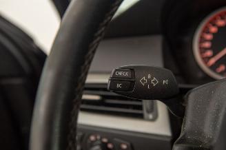 BMW 5-serie 523i Automaat Airco Elek Dak Executive picture 17