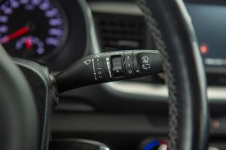 Kia Stonic 1.0 T-GDi Automaat 87.259 km Navi Camera DynamicLine picture 16