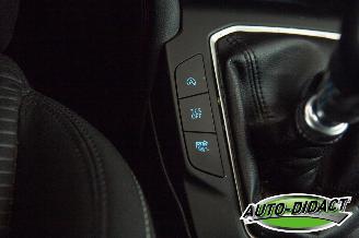 Ford Focus 1.0 EcoBoost Clima Navi Titanium Business picture 11
