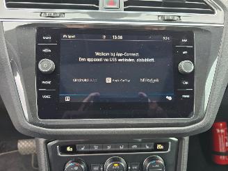 Volkswagen Tiguan 1.5 TSI Automaat Pano 360-Camera Digital Dash ACT Highline Business R picture 8