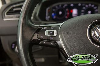 Volkswagen Tiguan 1.5 TSI Automaat Pano 360-Camera Digital Dash ACT Highline Business R picture 14