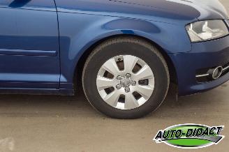 Audi A3 1.6 TDI Clima Leder picture 31