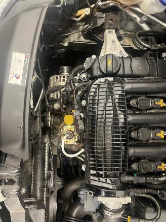 Peugeot 208 1.2 PureTech 66.812 km NAP Airco Blue Lion picture 48