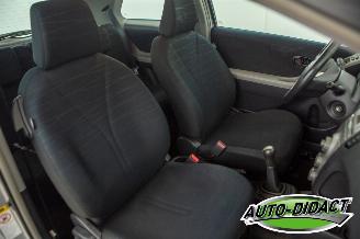 Toyota Yaris 1.3 VVTi Airco picture 16