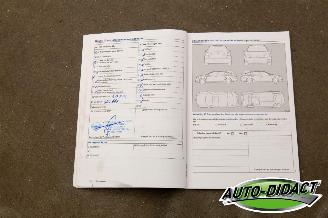 Volkswagen Passat 1.6 TDI Clima Navi Comfort Executive Line BlueMotion picture 38