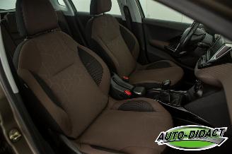 Peugeot 2008 1.6 HDi 68KW picture 9