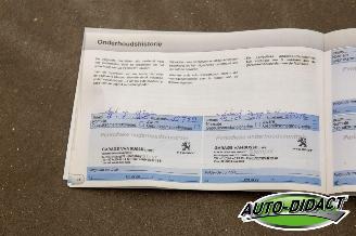 Peugeot 2008 1.6 HDi 68KW picture 18