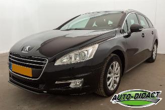 krockskadad bil auto Peugeot 508 Pano 1.6 THP 115 kW Blue Lease Executive 2012/3