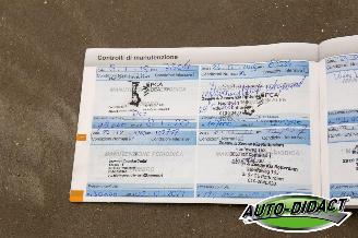 Peugeot 2008 1.6 BlueHDi Clima Navi Blue Lease Executive picture 29