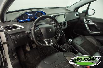 Peugeot 2008 1.6 BlueHDi Clima Navi Blue Lease Executive picture 23