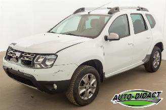 krockskadad bil auto Dacia Duster 1.5 dCi 115.812 km Leder Airco Prestige 2015/5