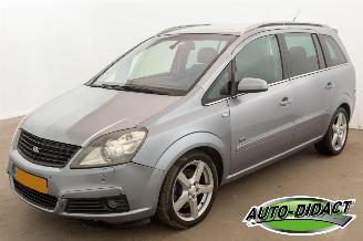 Auto incidentate Opel Zafira 2.2 Automaat 7p Cosmo 2006/9