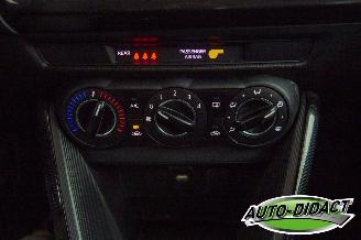 Mazda 2 1.5 47.741 km Airco Ambition picture 8