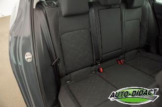 Volkswagen Golf 1.5 TSI Digi Dash Clima picture 22