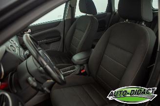 Ford Focus 1.6 Clima Navi Titanium picture 23