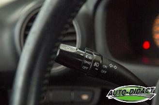 Kia Carens 2.0 CVVT 7p. Clima X-ecutive picture 12