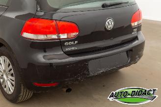 Volkswagen Golf 1.6 TDI BlueMotion Leder Navi picture 32