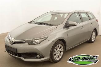 damaged passenger cars Toyota Auris Touring Sports 1.2 Clima Navi Camera 85kw Comfort 2018/7