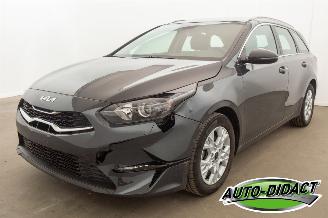 Unfallwagen Kia Ceed 1.0 23.421 km Navi Clima Camera 2023/11