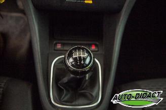 Volkswagen Golf 1.6 TDI BlueMotion Clima picture 10